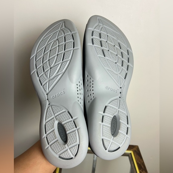 Crocs Literide 360 Pacer Men's Sneakers Black Gray Size 11 Outdoor Slip on - Picture 9 of 12